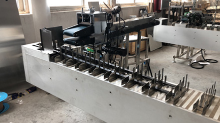 Linkage conveyor